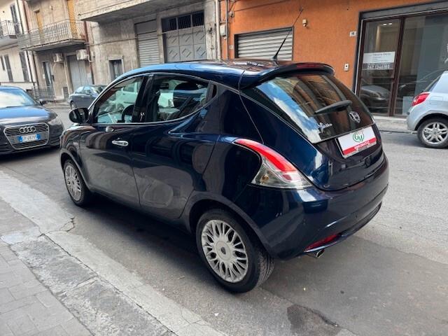 Lancia Ypsilon 1.3 MJT 95 CV Gold Euro 6