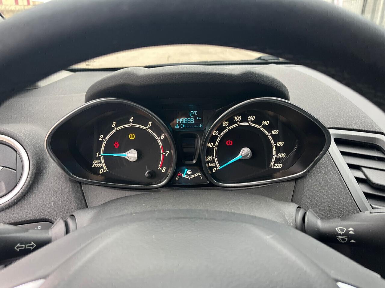 Ford Fiesta 1200 Titanium Unipro 2014