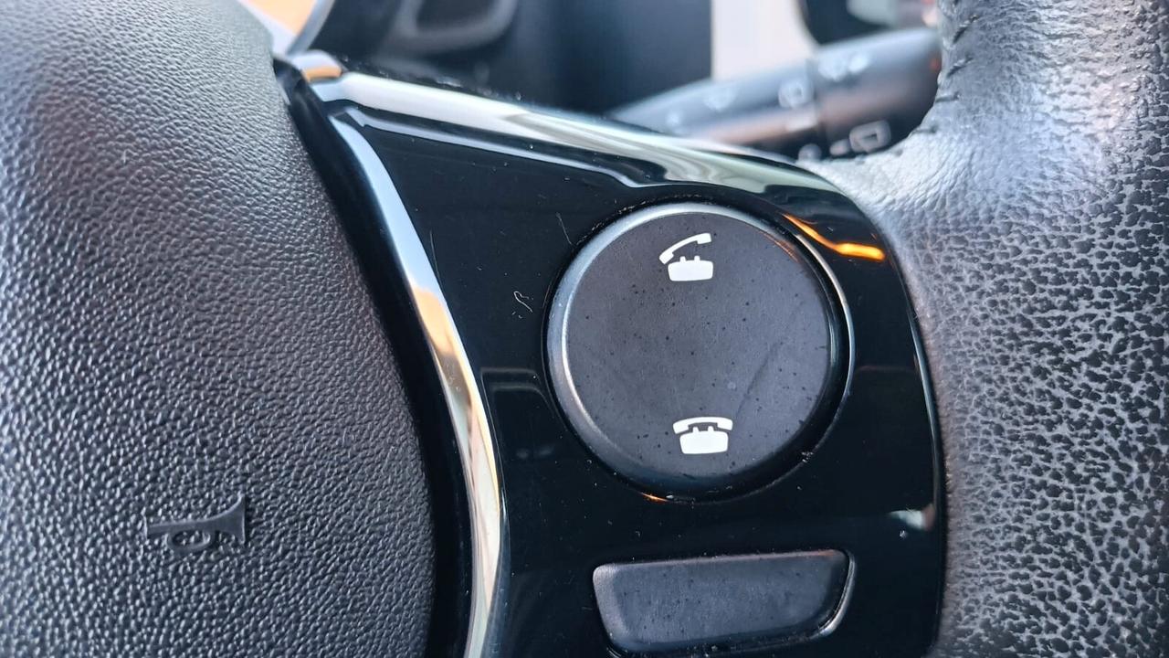 Peugeot 108 VTi 68 5 porte Allure TOP!