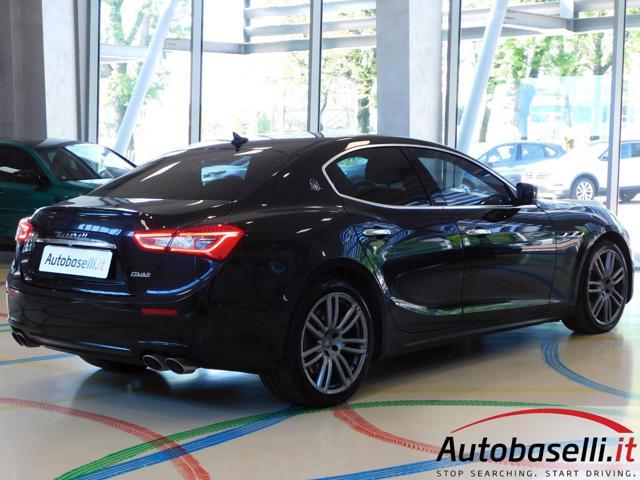MASERATI Ghibli V6 DIESEL 275 CV NERISSIMO EDITION