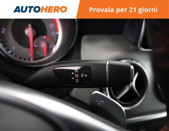 MERCEDES-BENZ GLA 200 d Automatic Premium