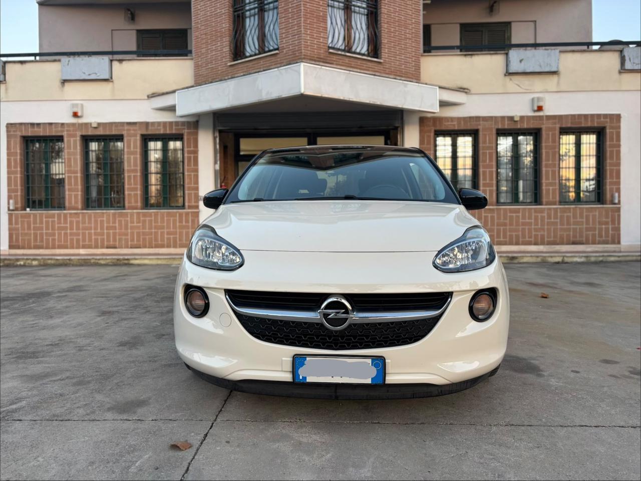 Opel Adam 1.4 87 CV GPL