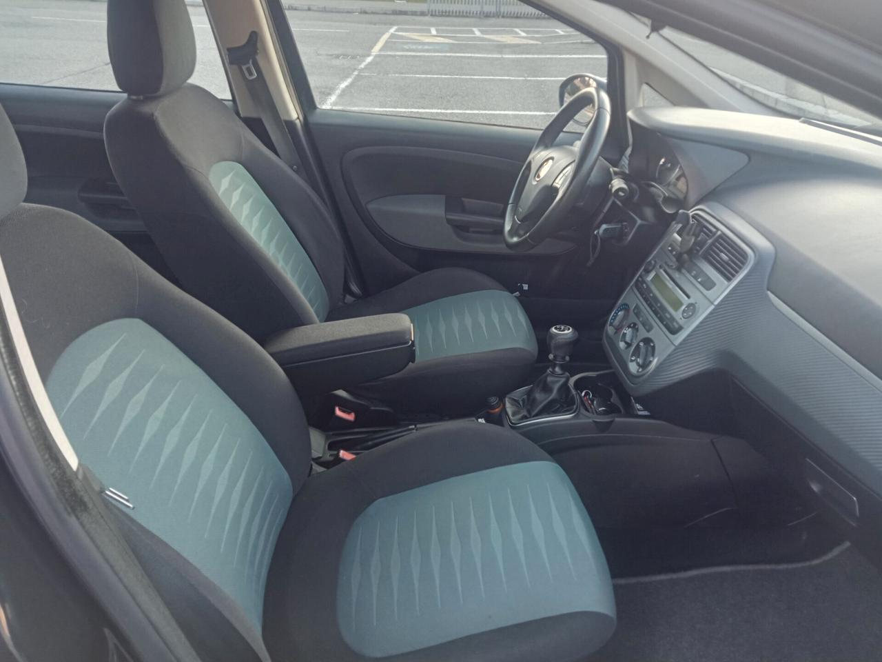 Fiat Grande Punto 1.4 - 5 porte Natural Power OK Neopatentati