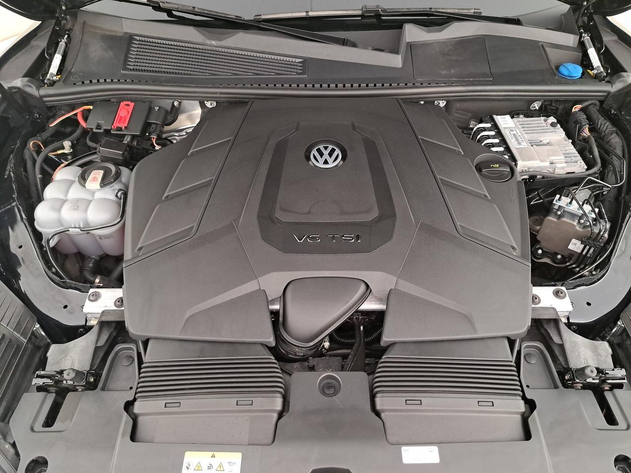 Volkswagen Touareg 3.0 v6 tsi elegance 340cv tiptronic