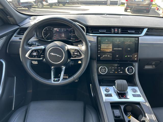 JAGUAR F-Pace 2.0 D 204 CV AWD aut. R-Dynamic Black