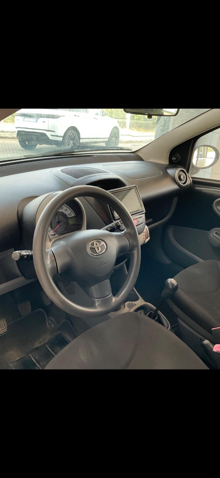 Toyota Aygo 1.0 12V VVT-i 5 porte
