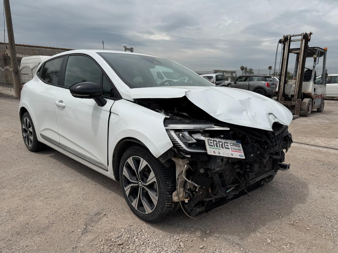 RENAULT CLIO 2023 1.6 HYBRID *AUTOM * AIRB OK