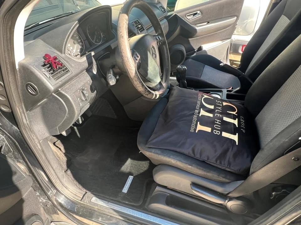 Mercedes-benz A 140 150 Classic Basic