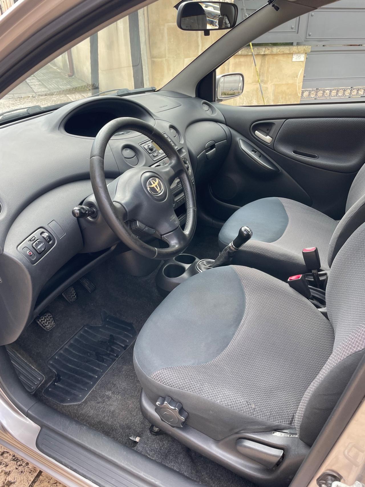 Toyota Yaris 1.4 tdi