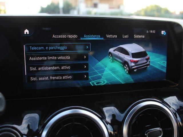 MERCEDES-BENZ GLA 200 d Automatic Premium