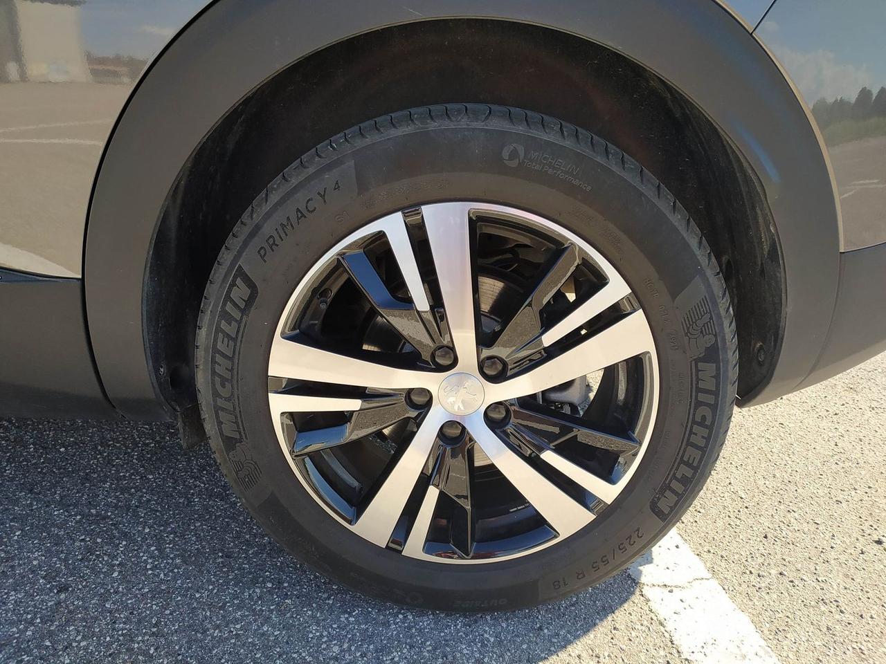 Peugeot 3008 GT 1.5 Blue HDI 130 #6404