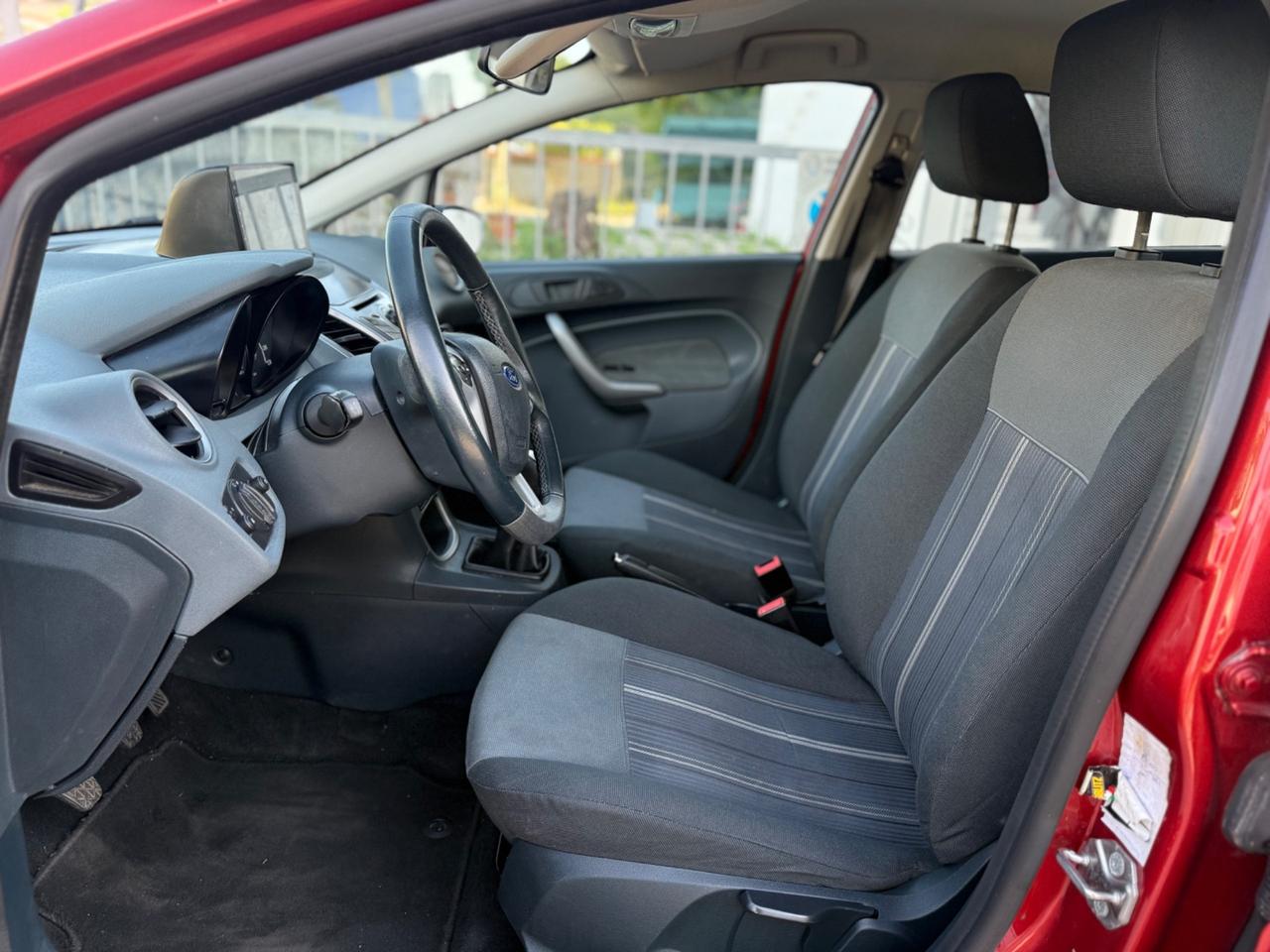 Ford Fiesta 1.2 BENZINA 5P. POCHI KM SOLO 88 MILA
