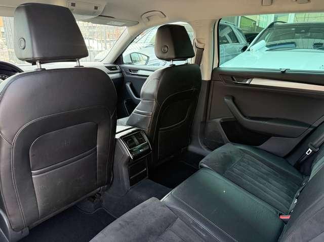 Skoda Superb Superb Wagon 2.0 tdi Ambition 150cv dsg