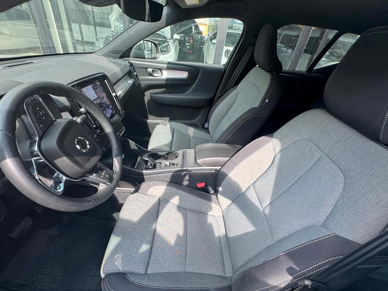 Volvo XC40 B3 automatico Core