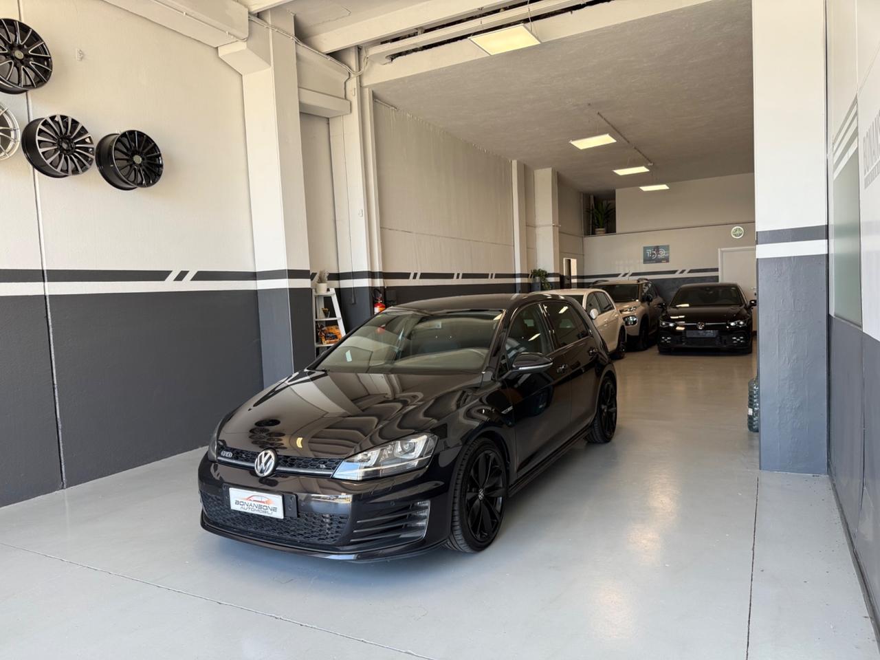 Volkswagen Golf GTD 2.0 TDI DSG