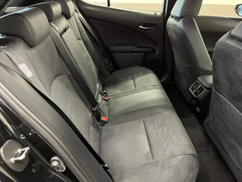 Lexus UX UX Hybrid Executive