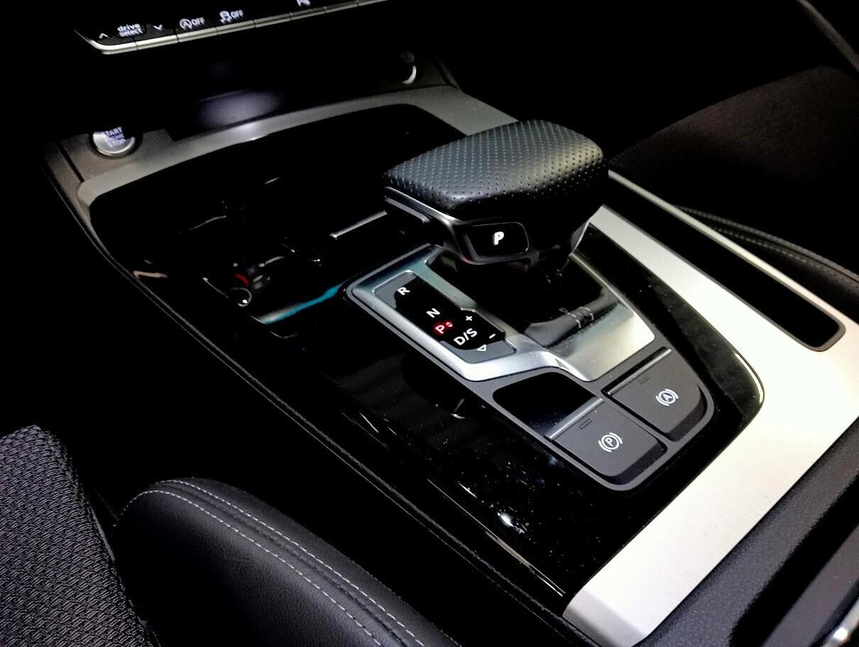 Audi Q5 SPORTBACK 40 2.0 TDI Quattro 4X4 SLINE MATRIX GANCIO