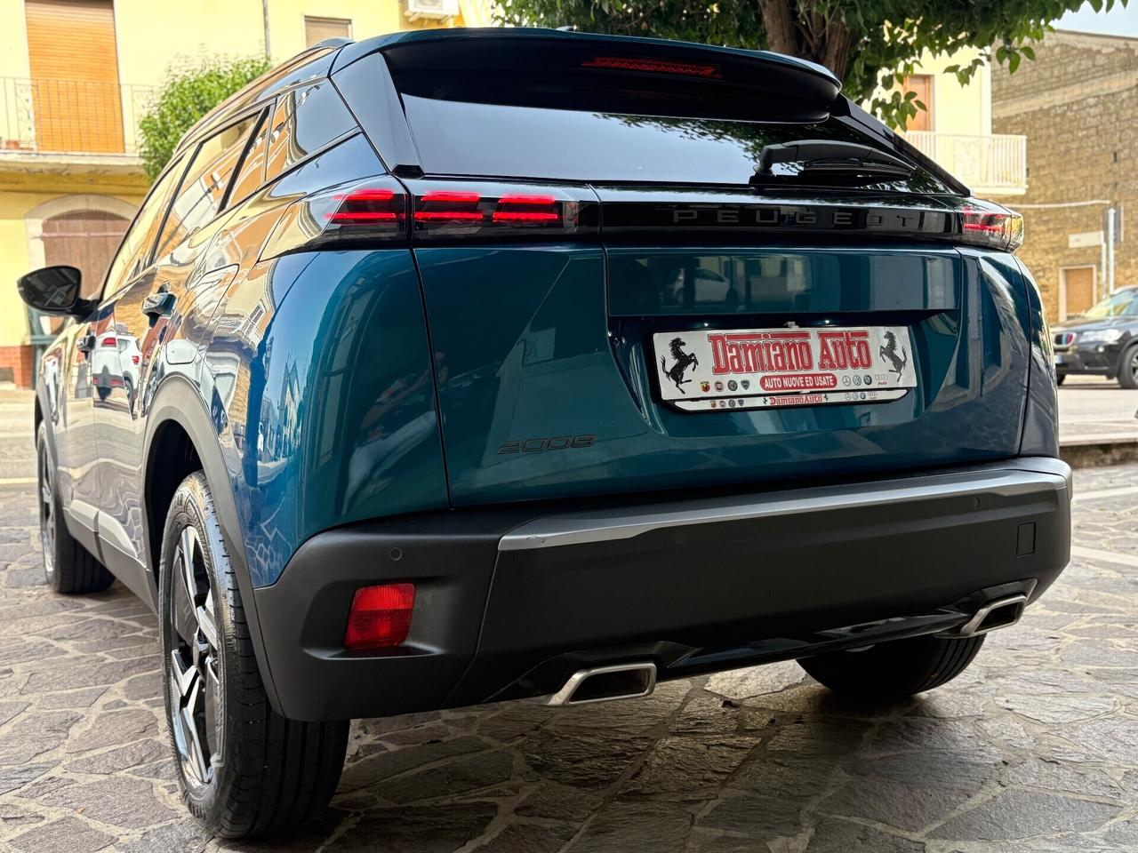 Peugeot 2008 EAT8 Allure FULL/LED PARI AL NUOVO