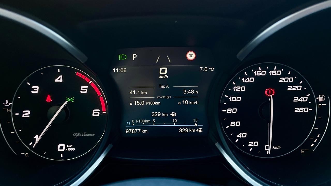 ALFA ROMEO STELVIO 2.2 Q4 TURBODIESEL VELOCE 210CV - SEDILI ELETTRICI RISCALDABILI CON MEMORIA, VOLANTE RISCALDABILE, FULL LED