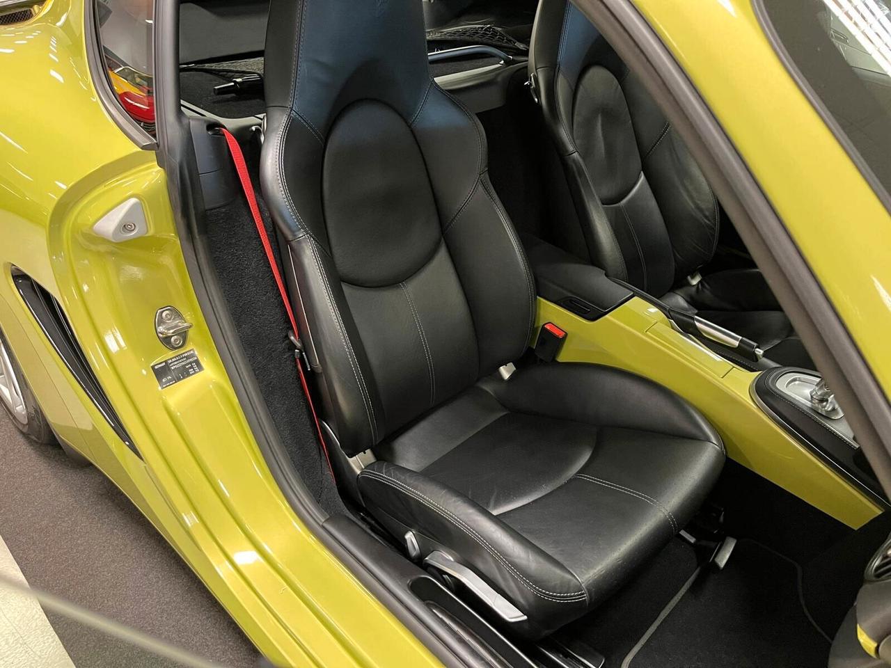 Porsche Cayman 3.4 R