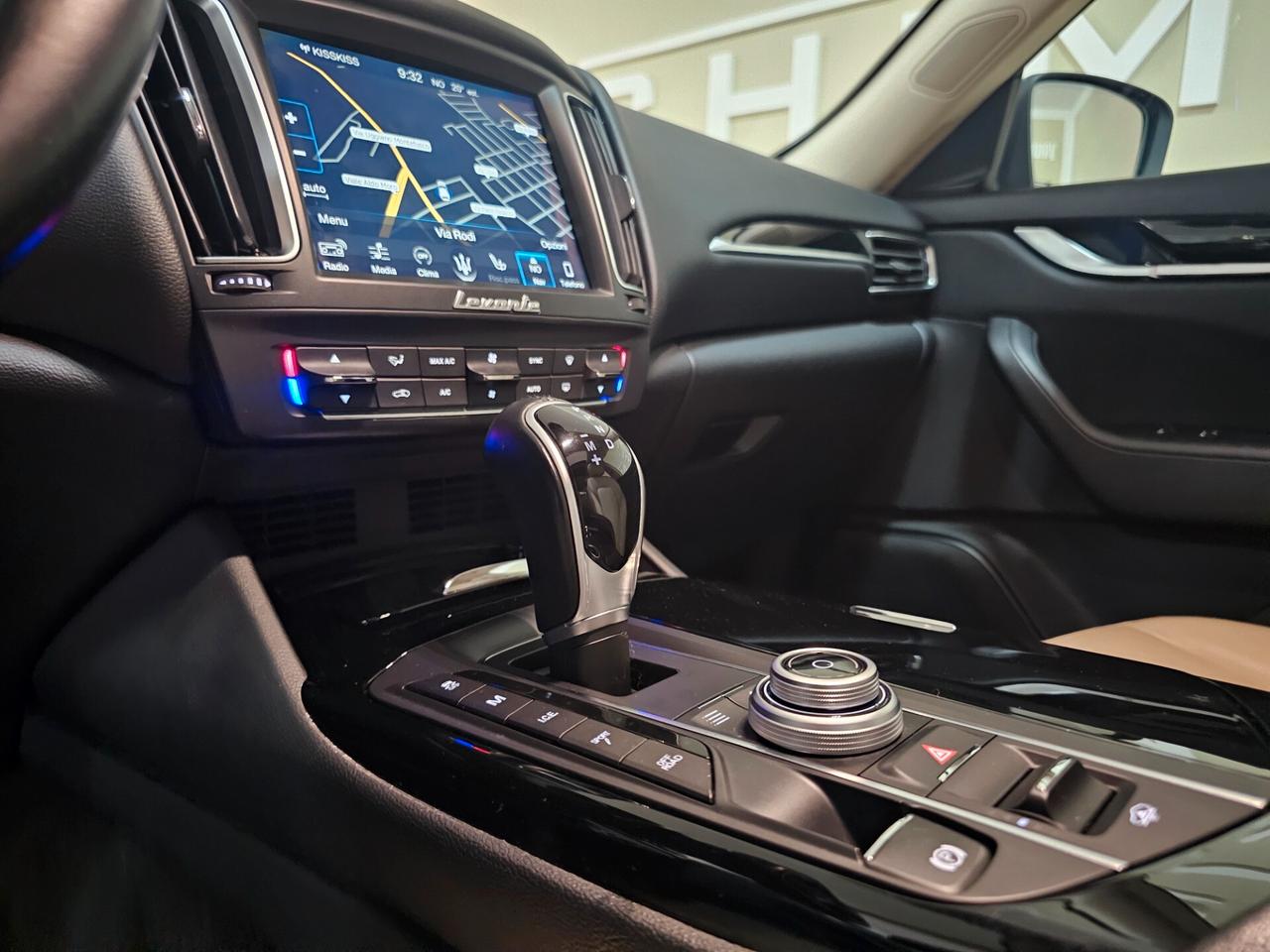 Maserati Levante V6 Diesel 275 CV AWD Granlusso