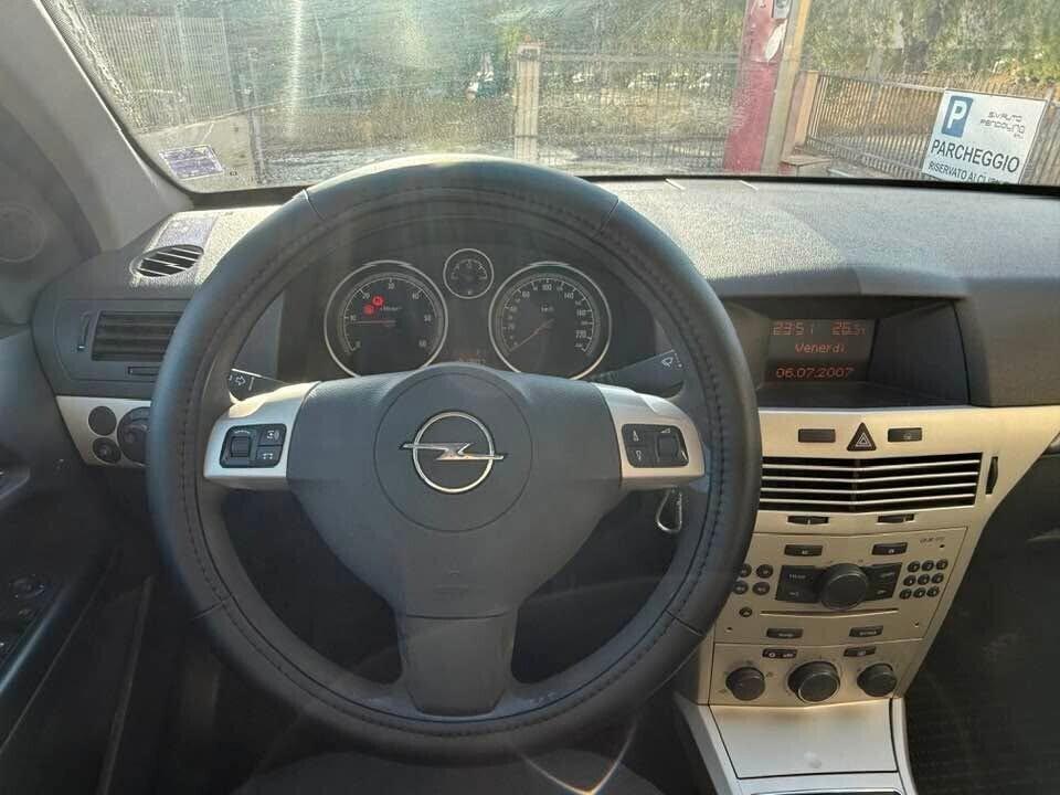 Opel Astra 1.7 CDTI 101CV 5 porte Enjoy