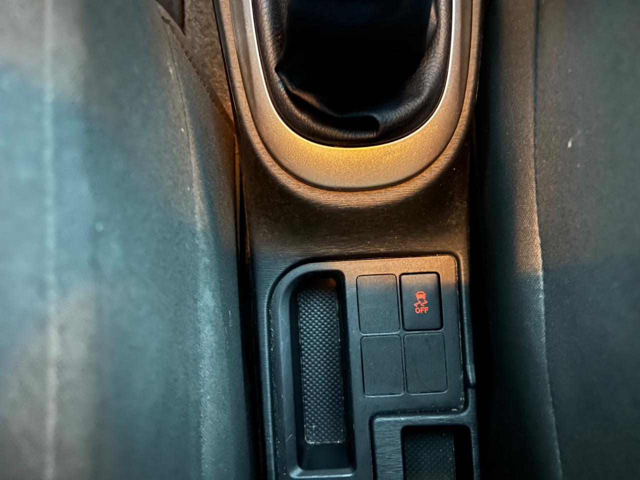 Toyota Yaris 1.0 5 porte Active Permute Rate Garanzia