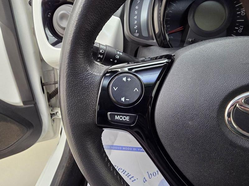 Toyota Aygo 1.0 VVT-i x-play