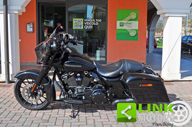 HARLEY-DAVIDSON FLHX Street Glide Special - FLHXS 107