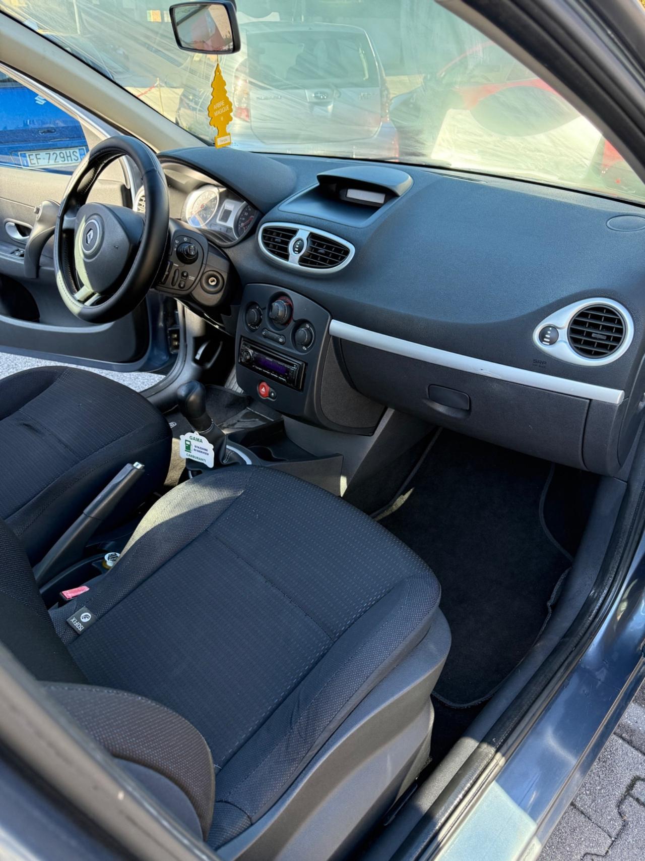 Renault Clio Storia 1.2 16V 5 porte