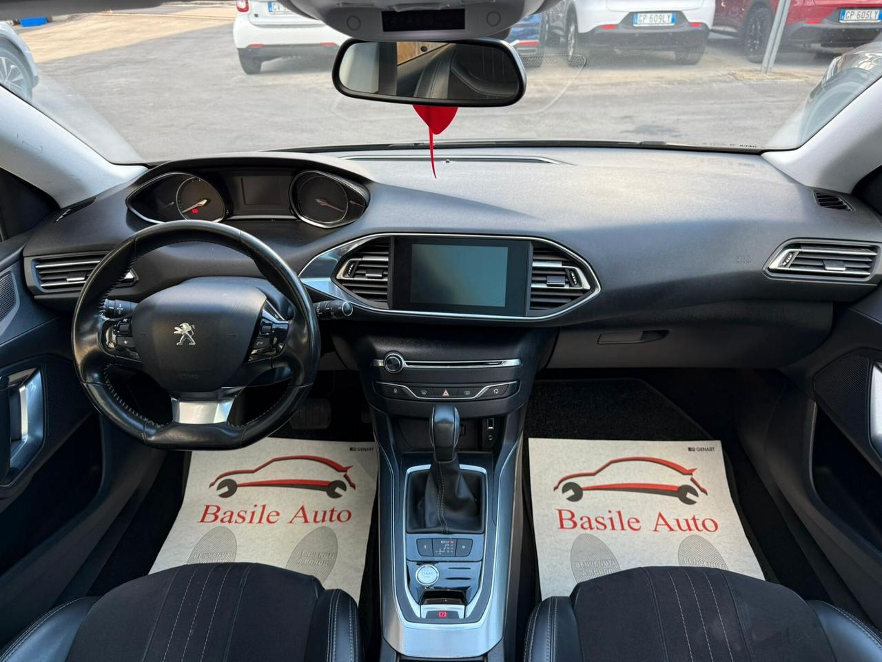 Peugeot 308 BlueHDi 150 S&S SW Allure