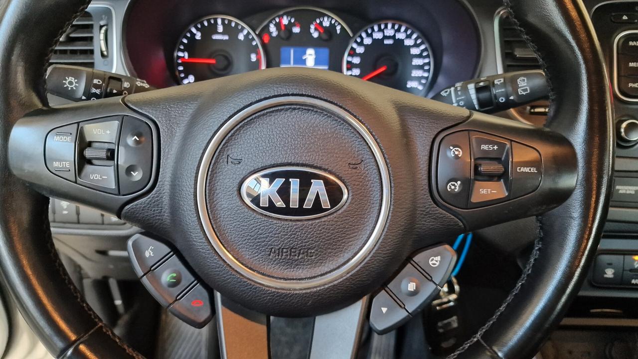 Kia Carens 1.7 CRDi 115 CV Cool