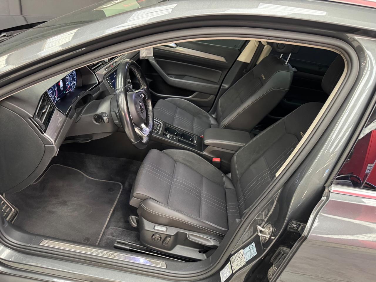 Volkswagen Passat Business Alltrack 2.0 TDI 190 CV 4MOTION DSG Exec.BMT