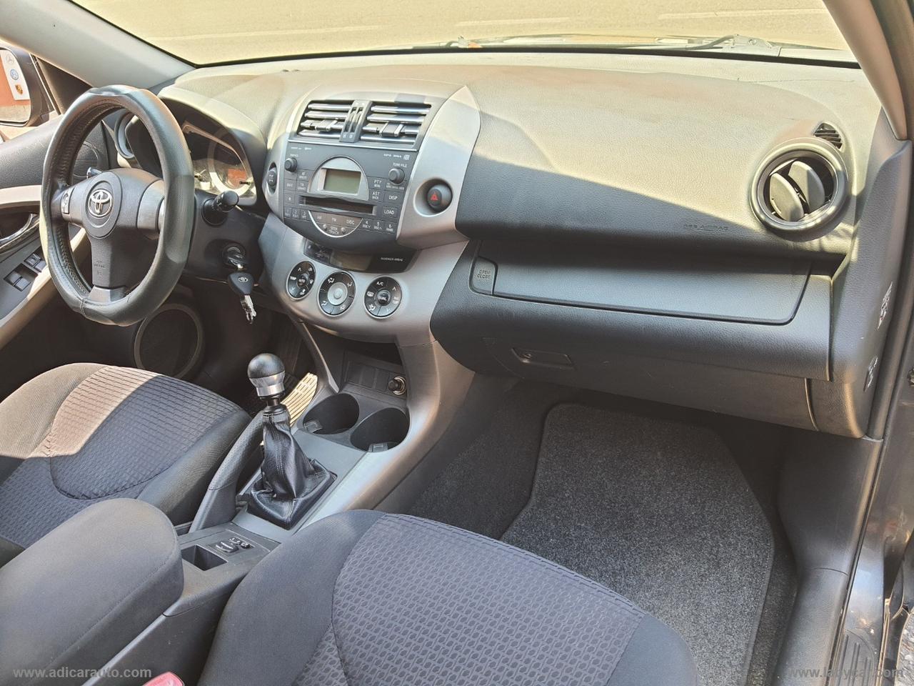 TOYOTA RAV4 2.2 D-4D 177 CV