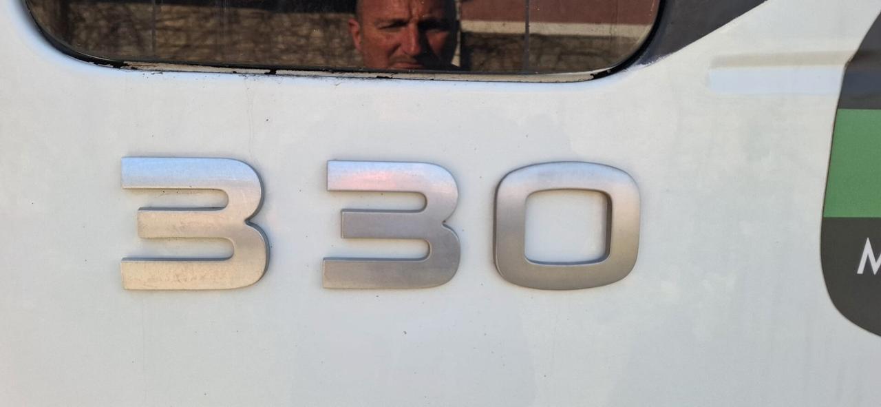 IVECO STRALIS 260 E31 CARICATORE E SCARRABILE