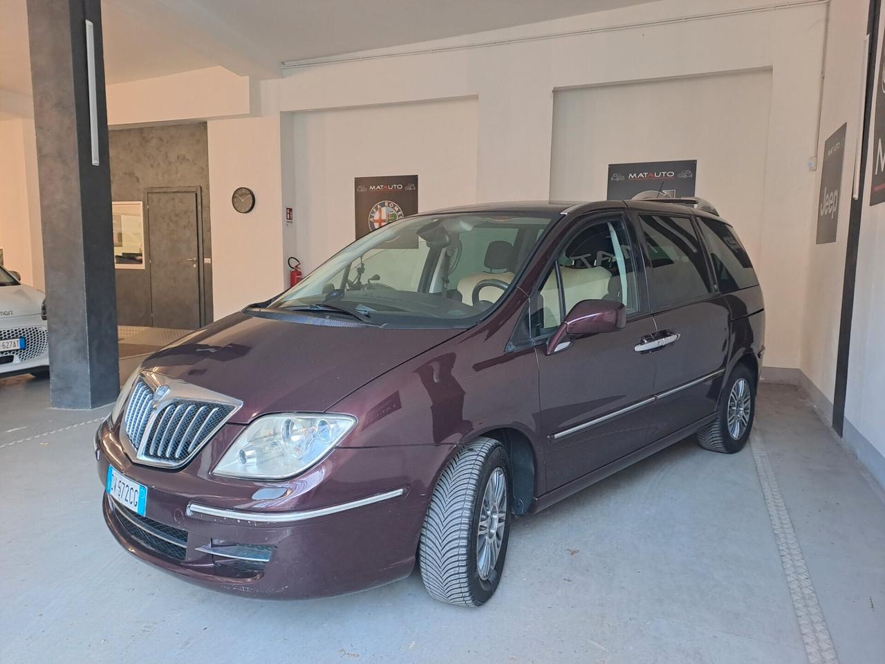 Lancia Phedra 2.0 MJT 136 CV Oro Plus