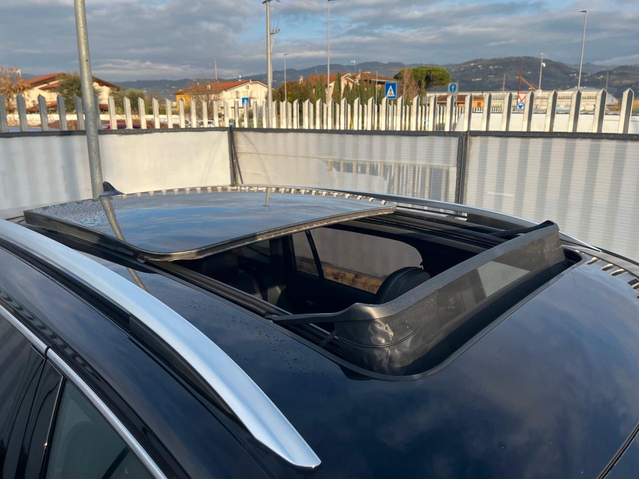 Volkswagen Tiguan 2.0 TDI 150 CV DSG R-Line Plus *TETTO APRIBILE*