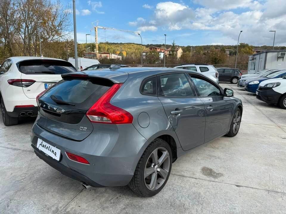 Volvo V40 D2 Geartronic Business Plus