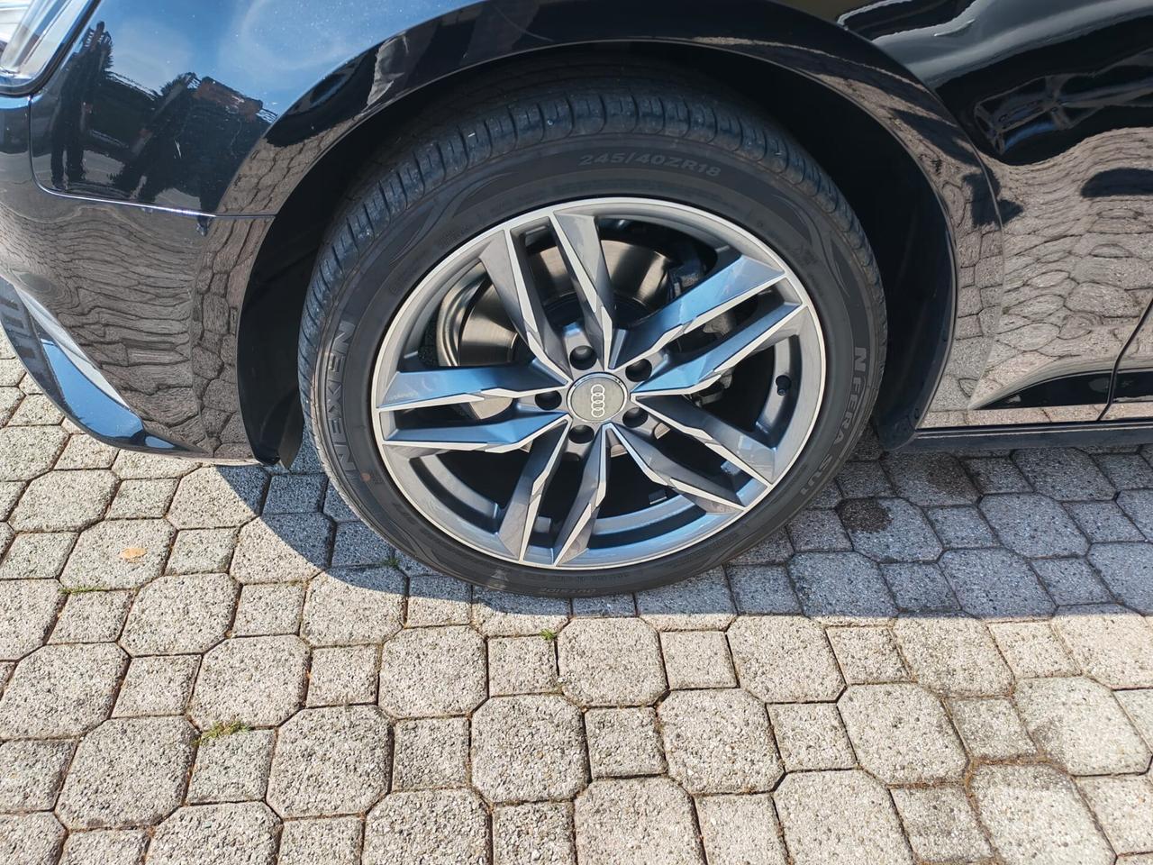 Audi A4 Avant 35 TDI S tronic Business Sport