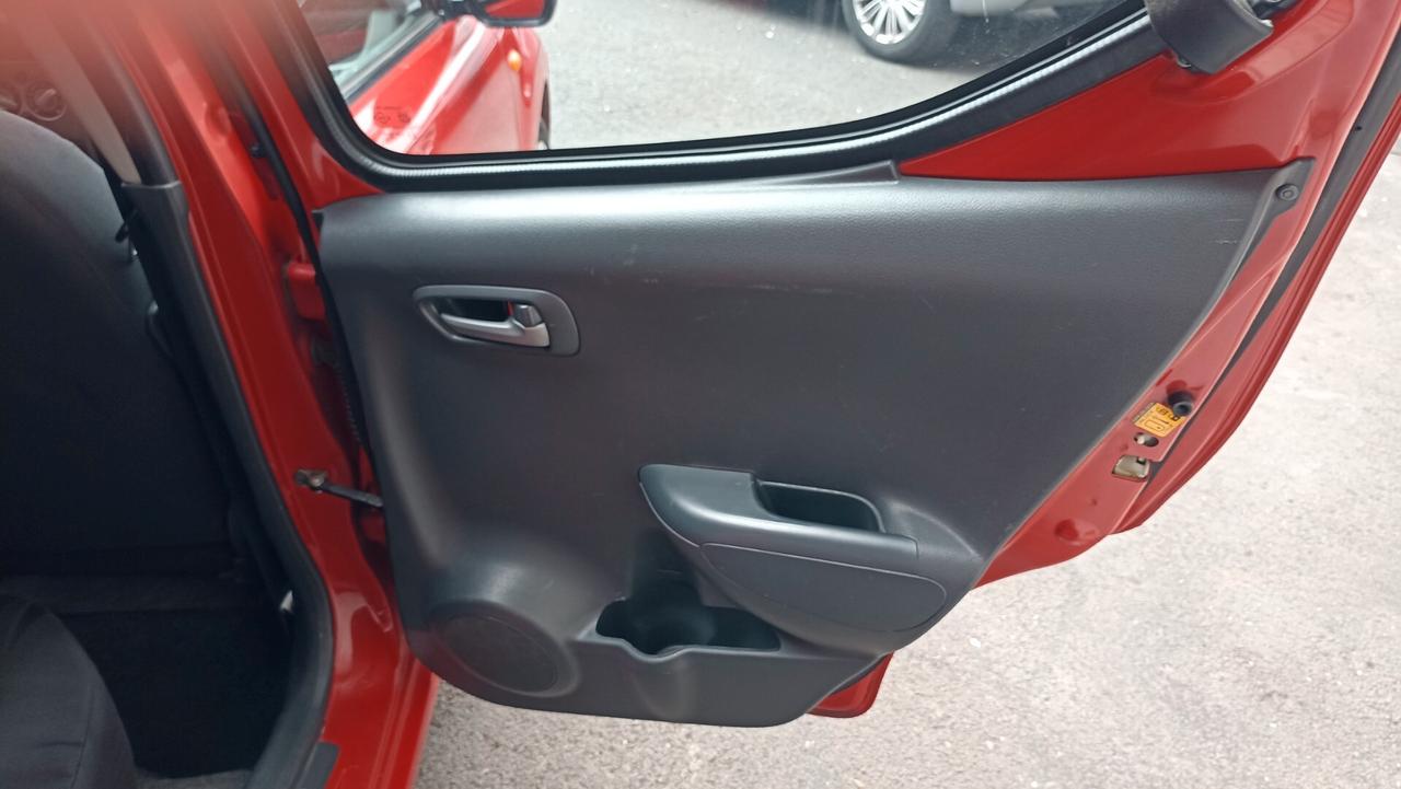 Nissan Pixo 1.0 5 porte Active alto