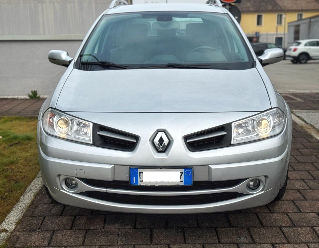 Renault Megane Mégane 1.6 16V 5 porte Serie Speciale Exception