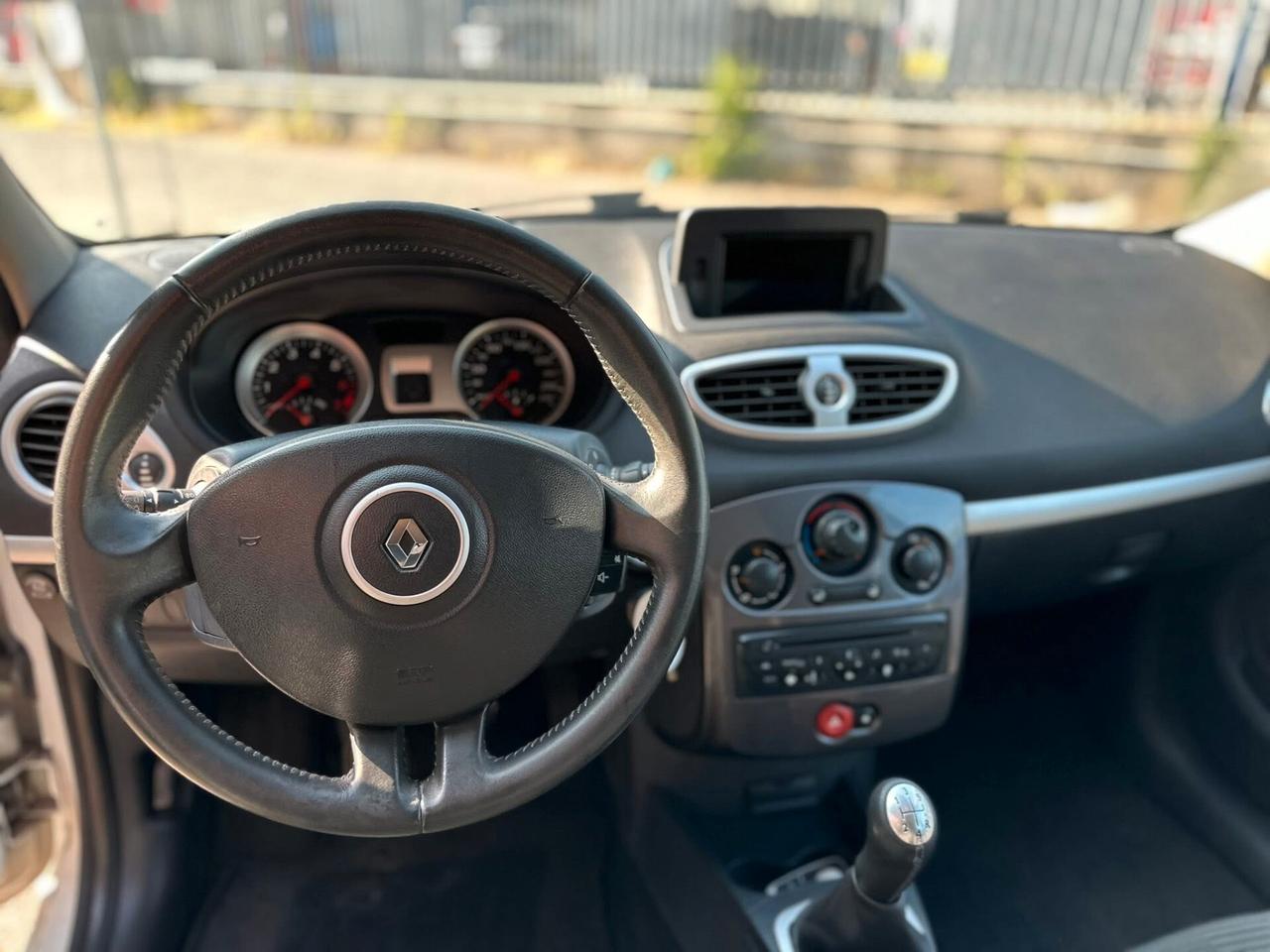 Renault Clio 1.2 16V 5 porte GPL Dynamique NEOPATENTATI