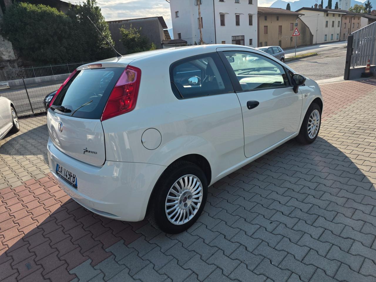 Fiat Punto 1.2B Fire perfetta garantita 12 mesi