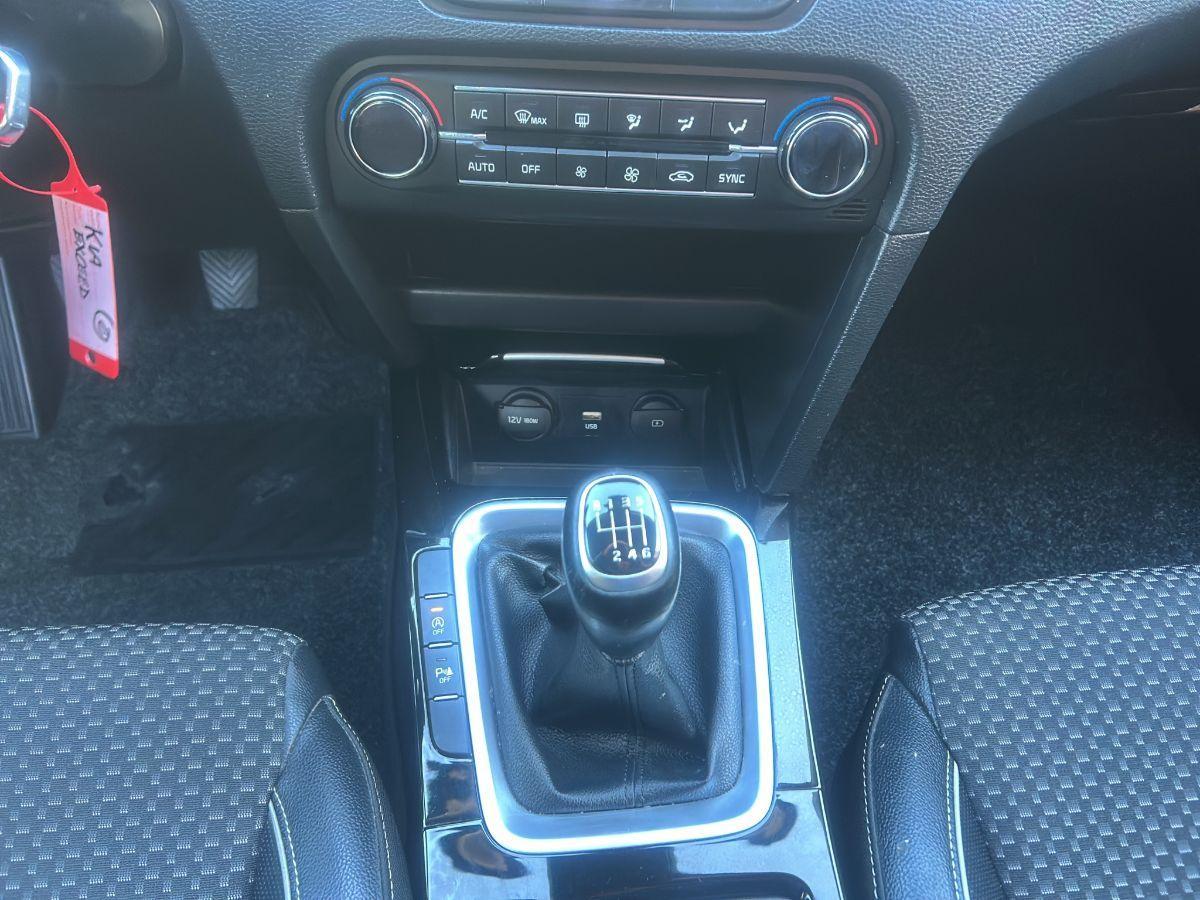 KIA - XCeed - 1.6 CRDi Style Techno Pack 115cv