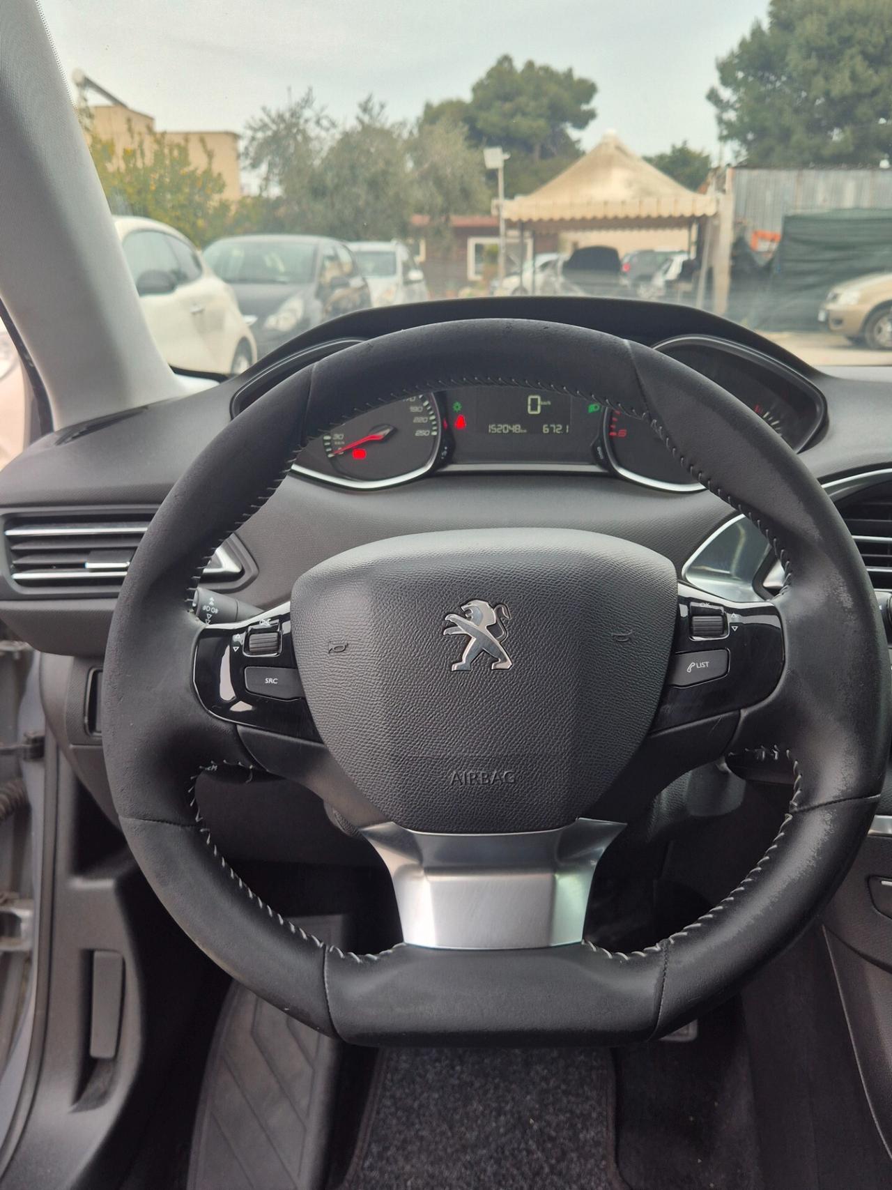 Peugeot 308 BlueHDi 120 S&S Allure