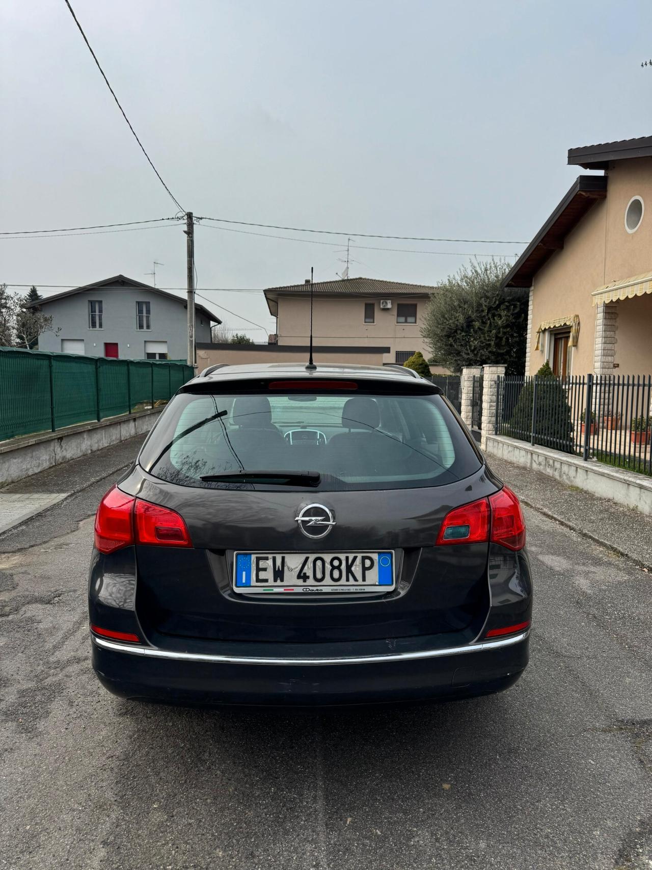 Opel Astra 1.7 CDTI 110CV Sports Tourer Cosmo