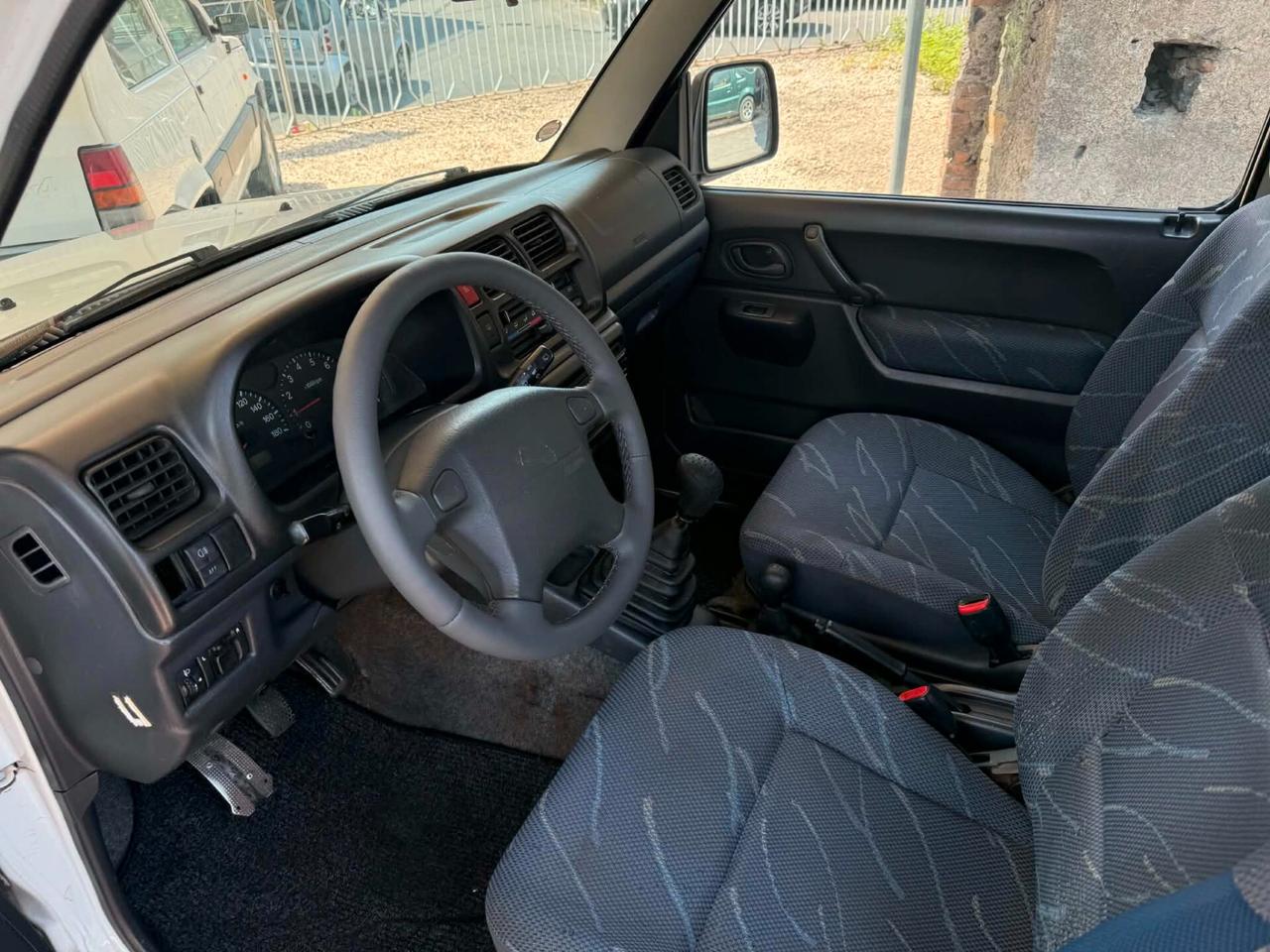 Suzuki Jimny 1.3i 16V cat 4WD JLX