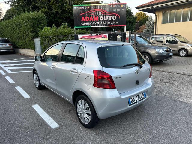 TOYOTA Yaris 1.0 5 porte Sol