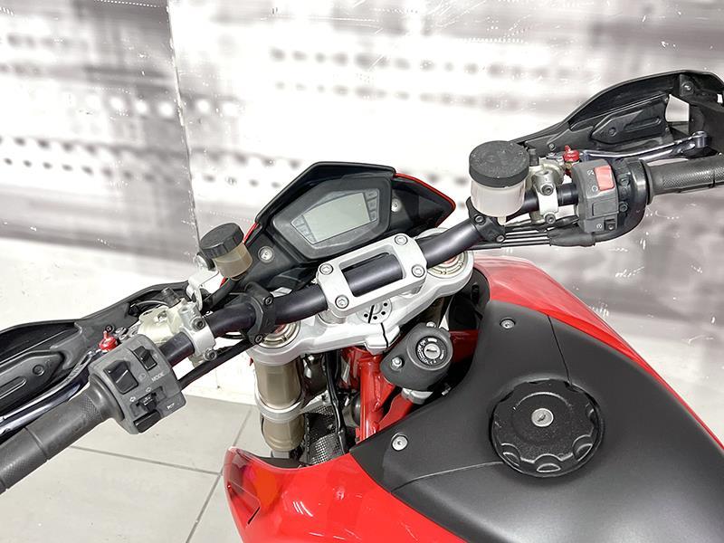 Ducati Hypermotard 1100 S
