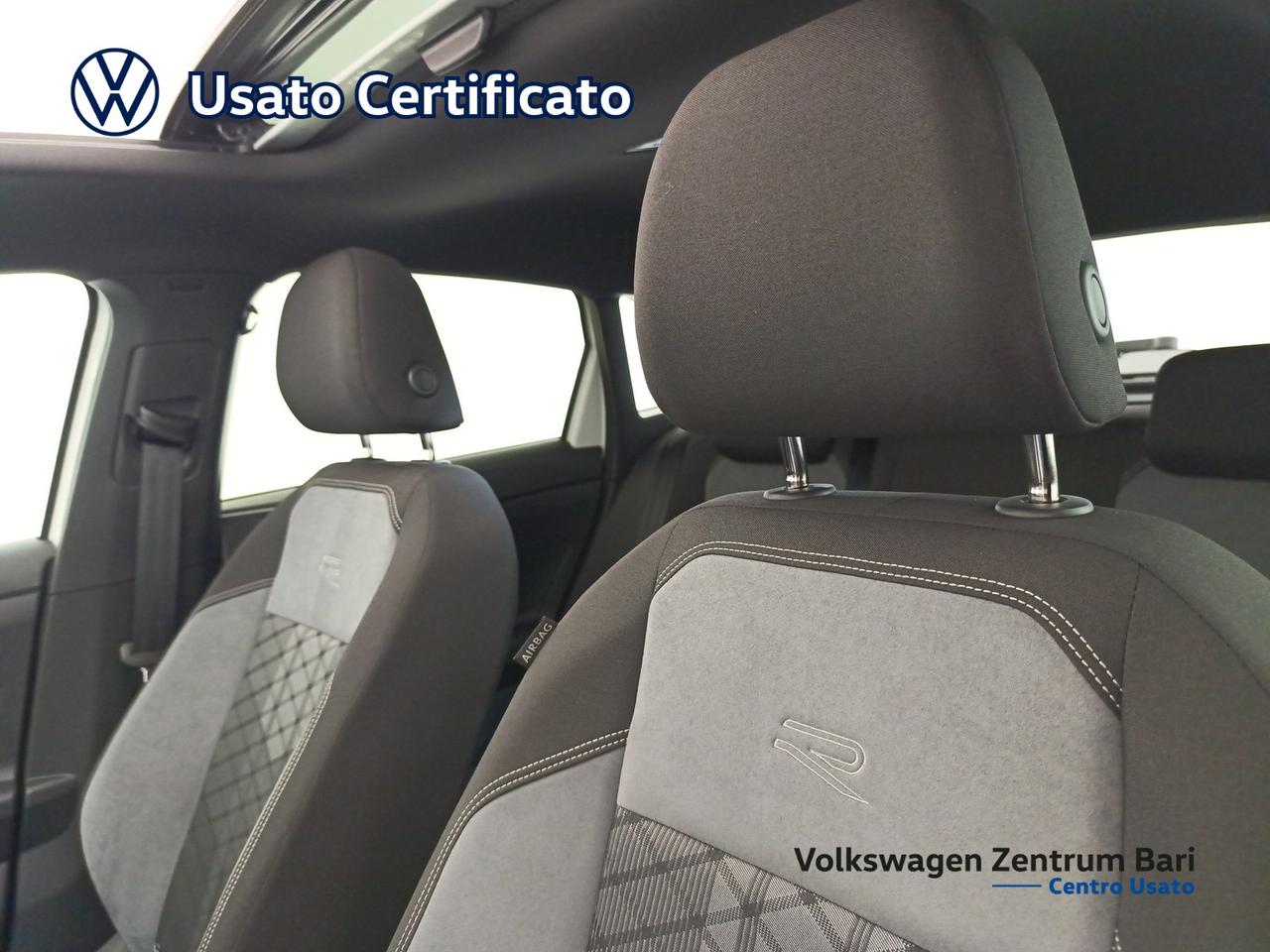 Volkswagen Taigo 1.0 tsi r-line 110cv